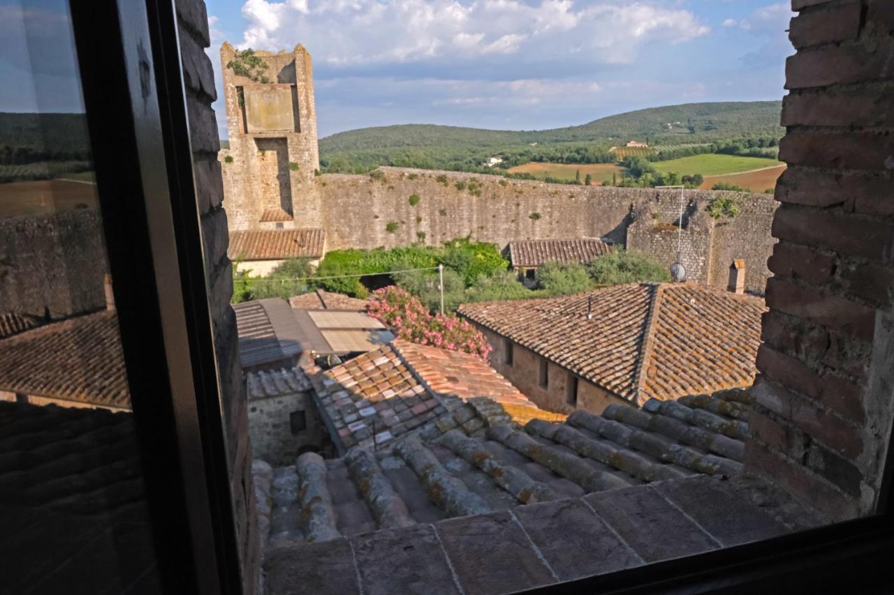 Rooms And Wine Al Castello Monteriggioni Dış mekan fotoğraf