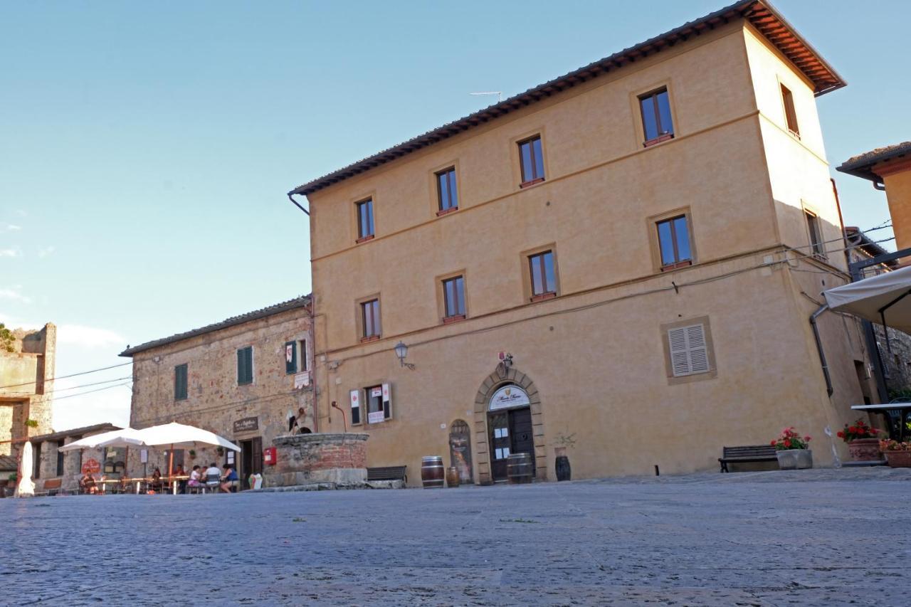 Rooms And Wine Al Castello Monteriggioni Dış mekan fotoğraf