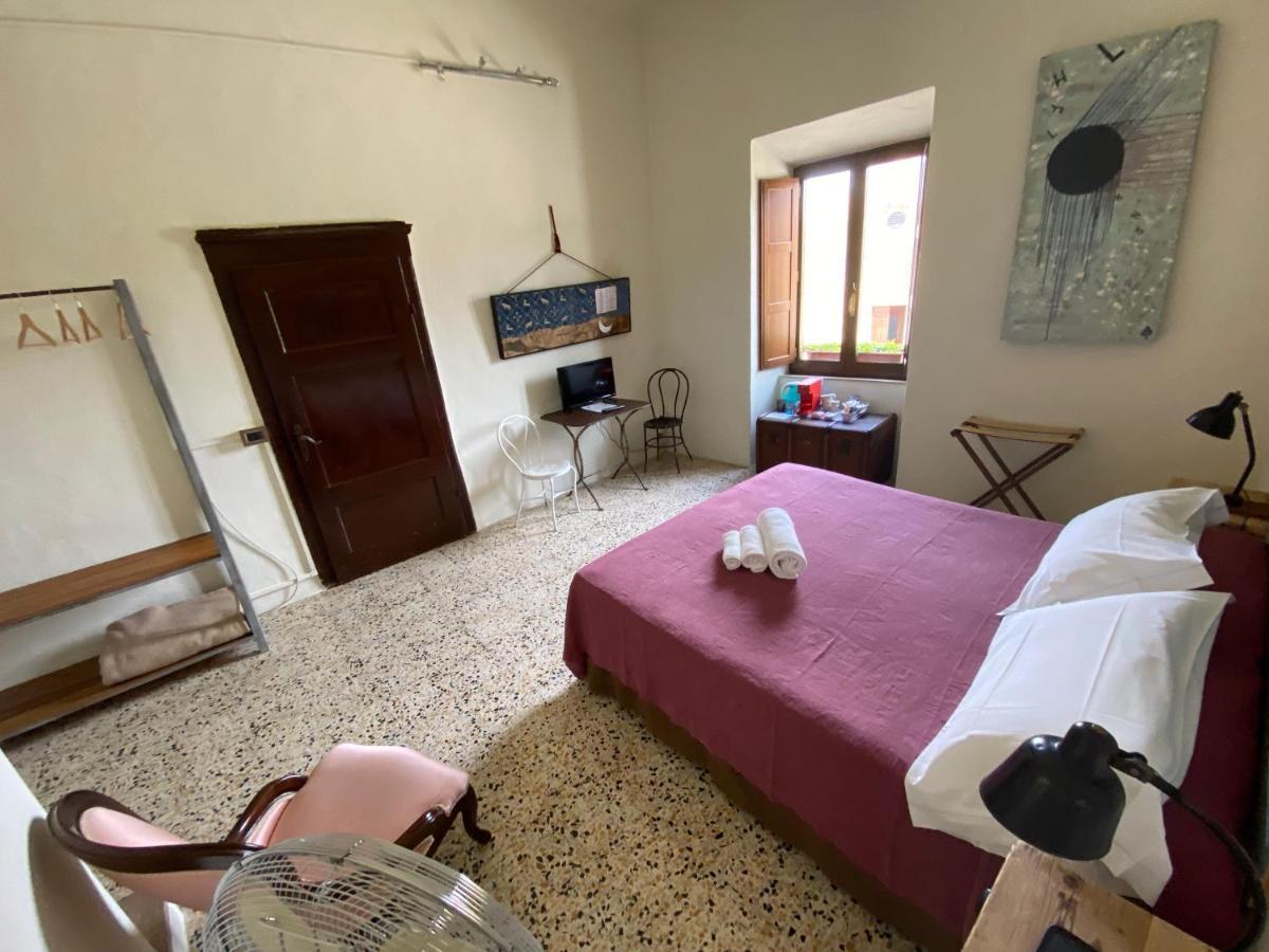 Rooms And Wine Al Castello Monteriggioni Dış mekan fotoğraf