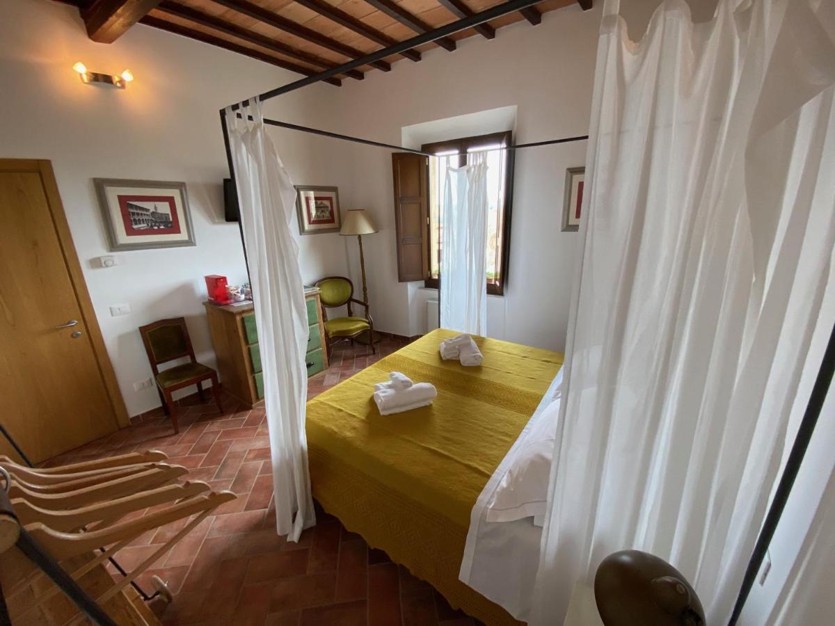 Rooms And Wine Al Castello Monteriggioni Dış mekan fotoğraf