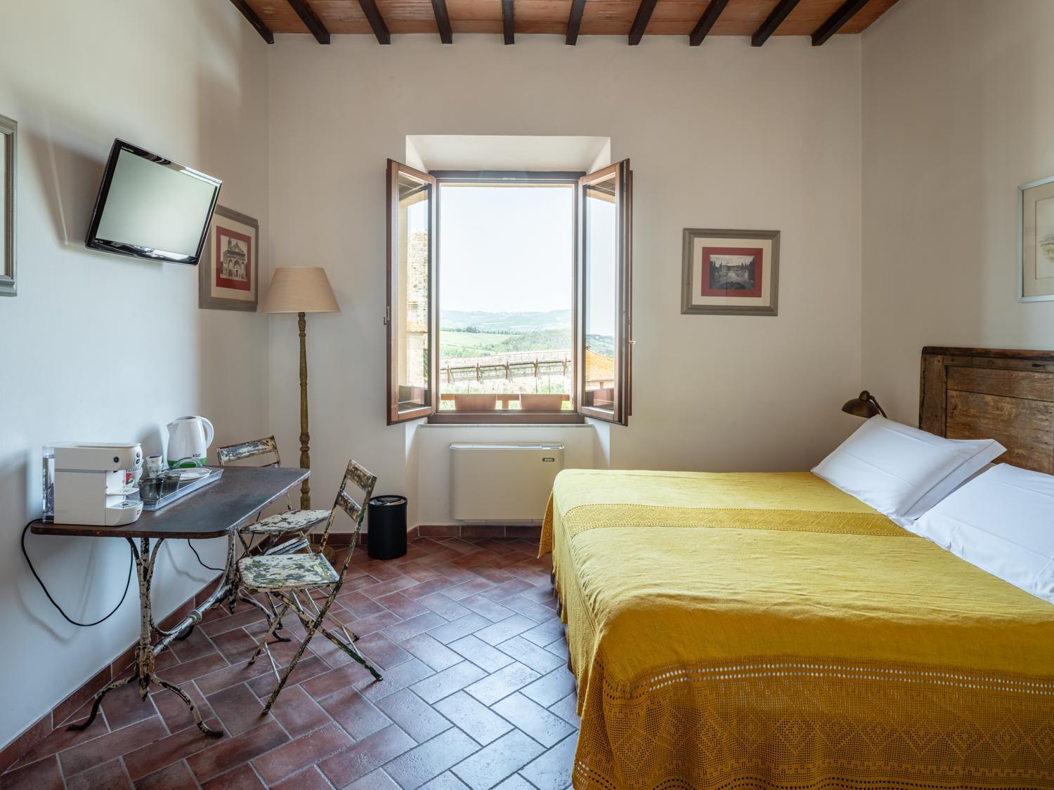 Rooms And Wine Al Castello Monteriggioni Dış mekan fotoğraf